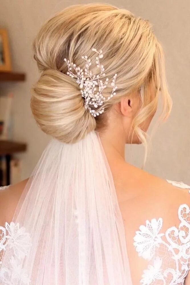 Wedding Hairstyles for a Round Face Shape - Hair World Magazine