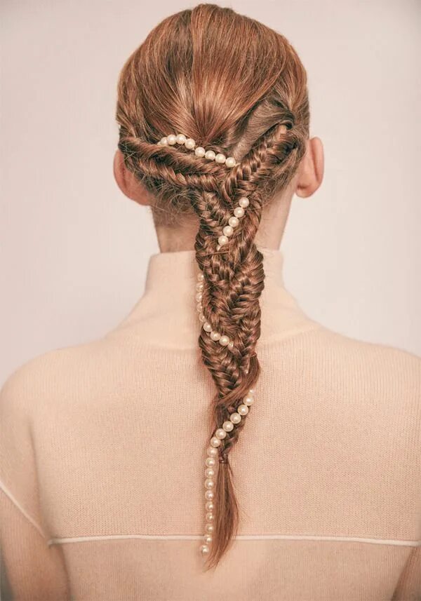 Прическа жгут theleoisallinthemind:"Photographed by Igor Pavlov for The Blueprint" Hair inspir