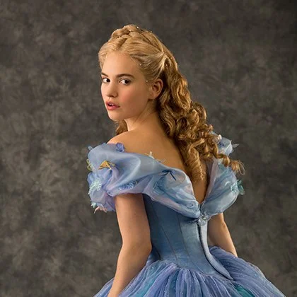 Прическа золушки для девочки How All the Beauty Looks in Cinderella Came to Life Cinderella hair, Cinderella,