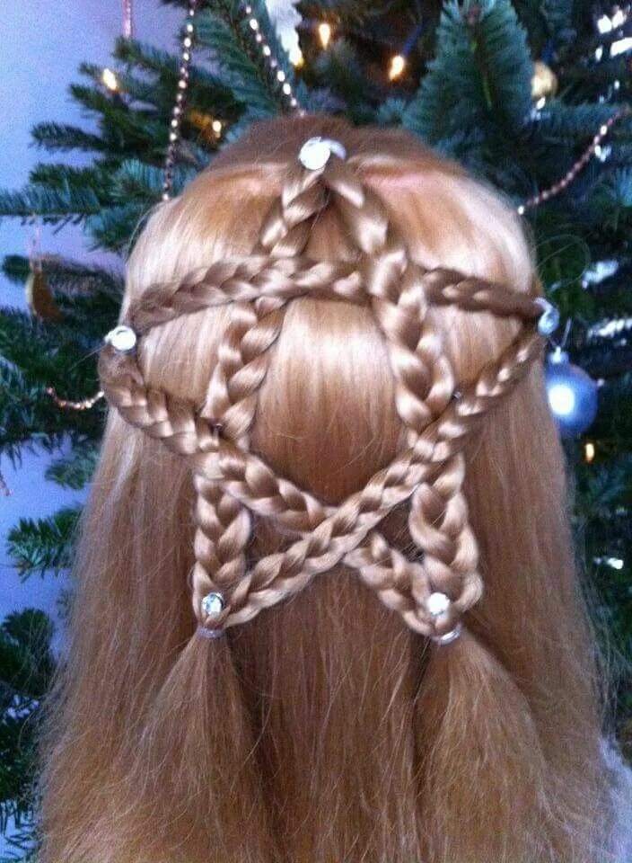 Прическа звездочка для девочки 80 Attractive Christmas Hairstyles for the Best Holiday Look - Page 82 of 200