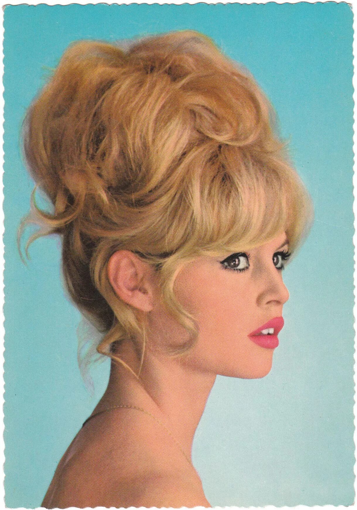 Прически 00 х годов женские Brigitte Bardot Bardot hair, 60s hair, Vintage hairstyles