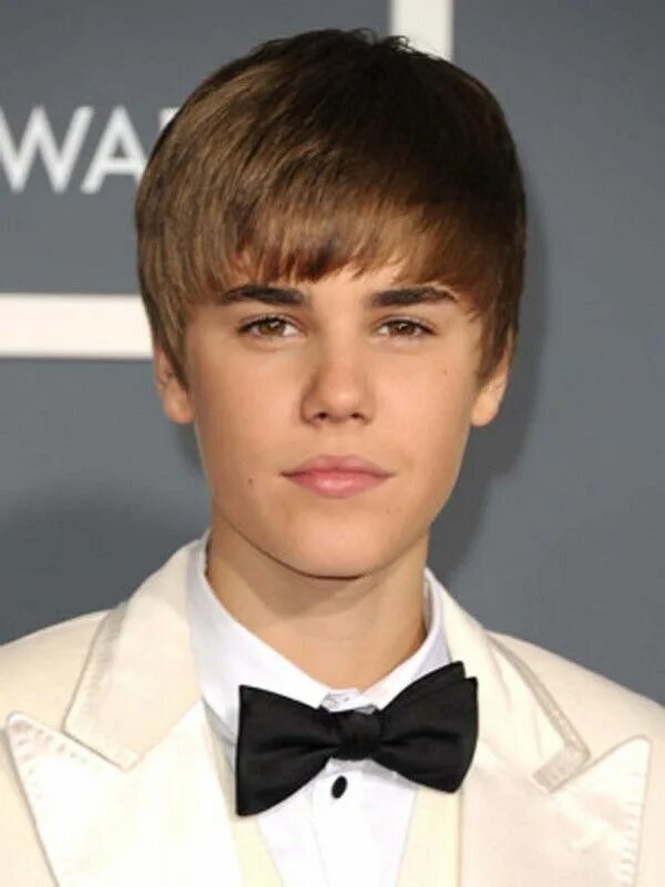 Прически 14 15 лет 27 Crazy Justin Bieber Haircut Styles throughout the Years 2023 update Mens hair