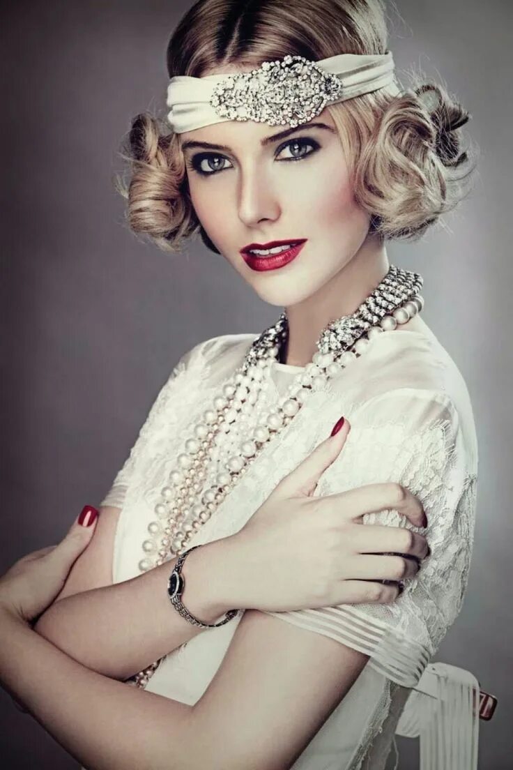 Прически 20 30 годов Pin on ПОДИУМНАЯ МОДА Short wedding hair, Wedding makeup vintage, Wedding hairst