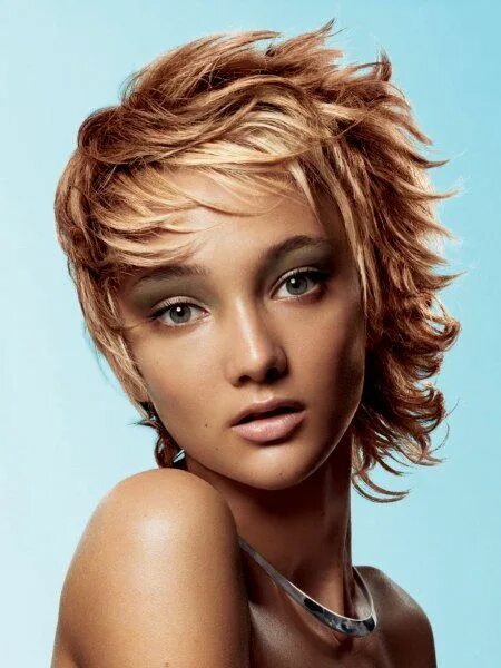 Прически 2007 женские L'Oréal color hairstyles with fluid movement and soft shapes in 2020 (With image