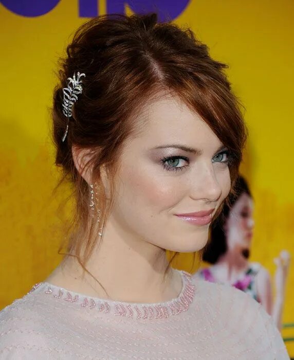 Прически 2012 года cute barrettes Holiday hairstyles, Celebrity hairstyles, Beautiful hair