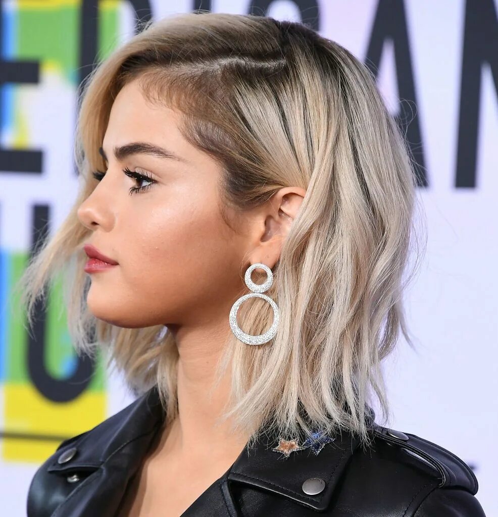 Прически 2017 год Селена Гомес.American Music Awards Perfect blonde hair, Selena gomez blonde hair