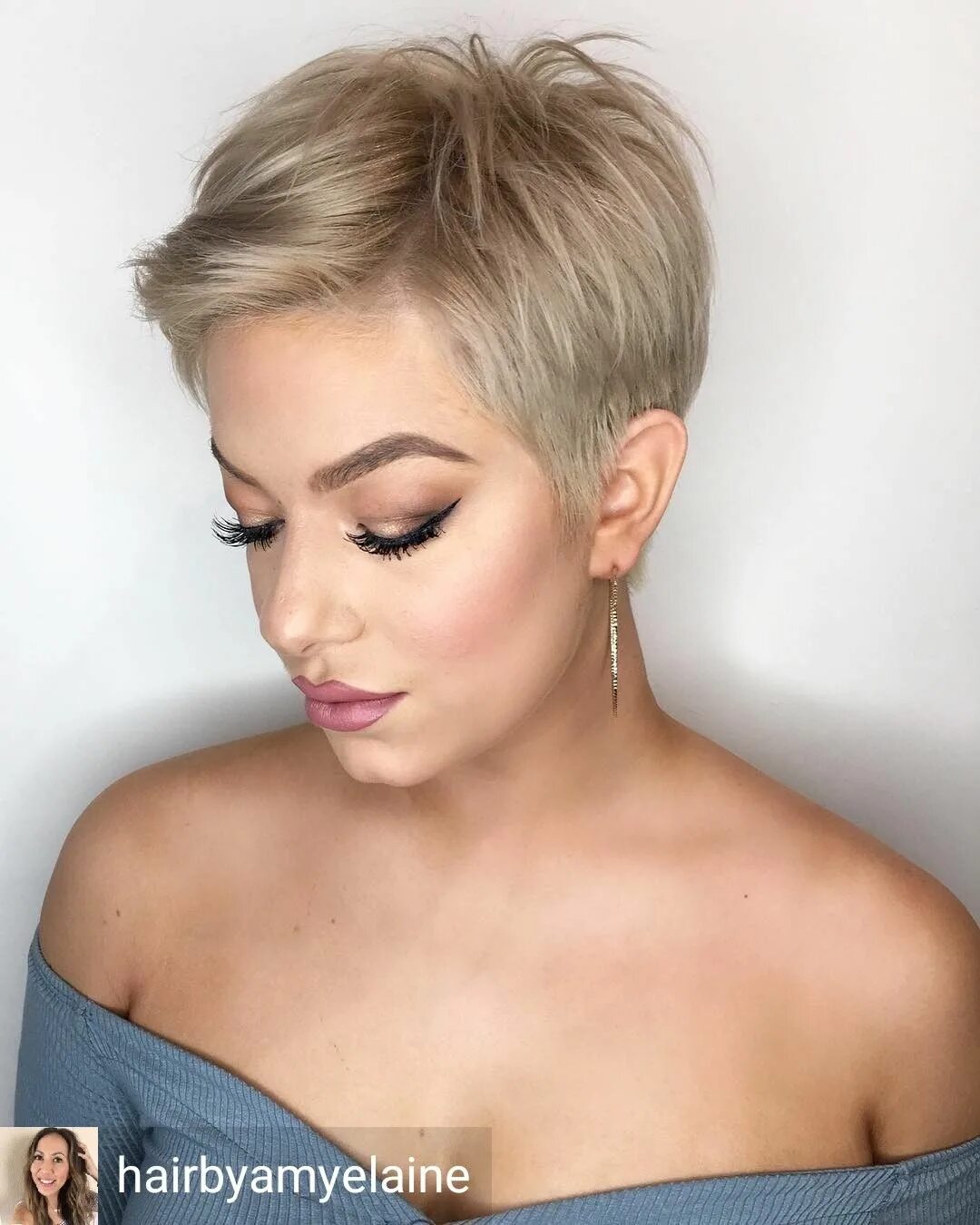 Прически 2023 женские короткие волосы Pin on make it short Short hair styles pixie, Short pixie haircuts, Blonde pixie