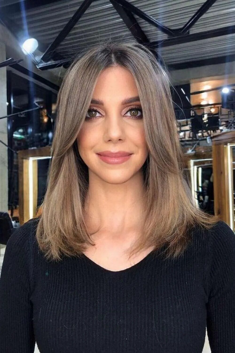 Прически 2023 женские на средние 75 Most Popular Medium-Length Layered Haircuts for 2023 Hair lengths, Medium len