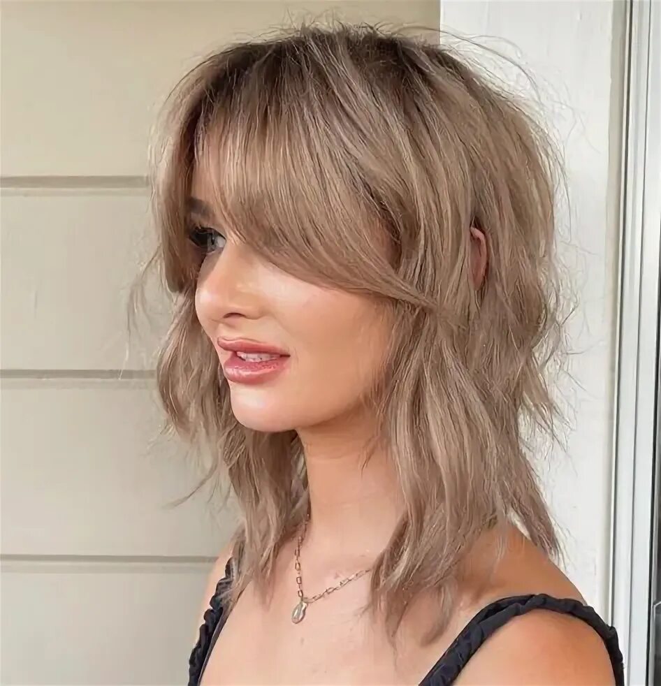 Прически 2023 женские на средние фото Trendy Hairstyles for Fine Shaggy Hair