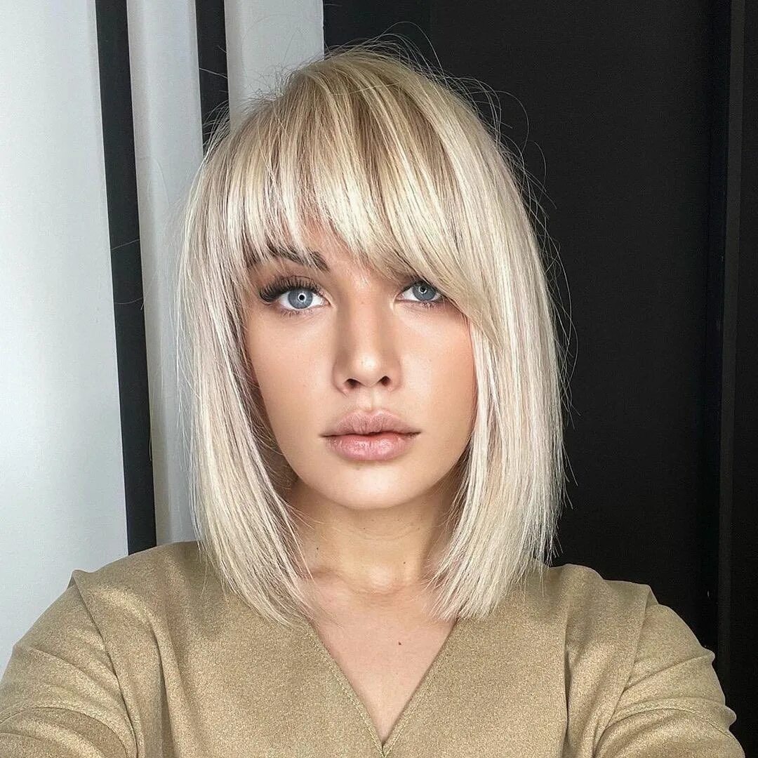 Прически 2023 женские на средние волосы No.1 Hair Platform In Asia on Instagram: "#hair #haircut #fringecut #bobhaircut 