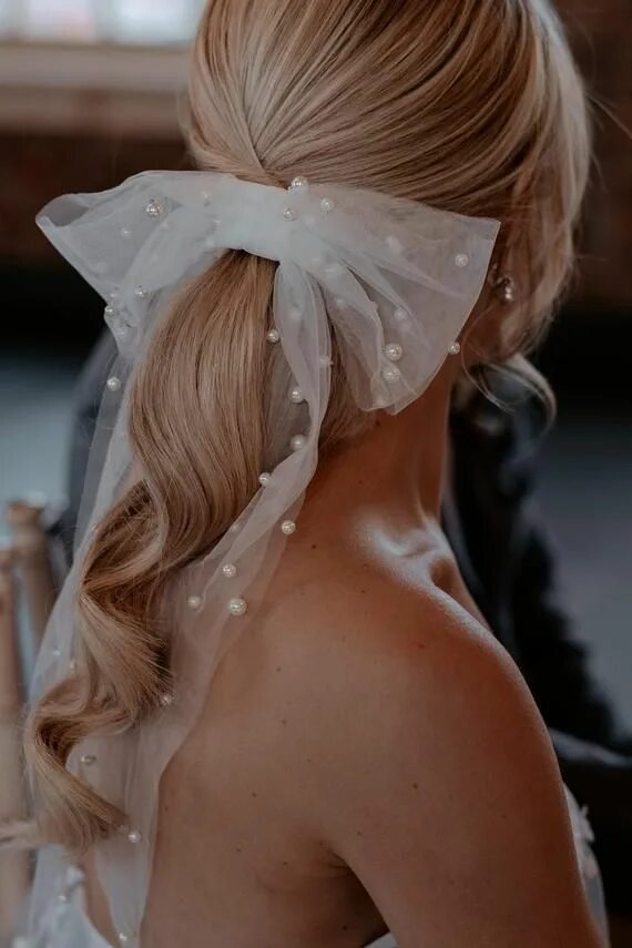 Прически 2024 с бантом Pearl Bridal Bow Hair Bow for Wedding Day Veil Alternative Etsy in 2022 Bride ha