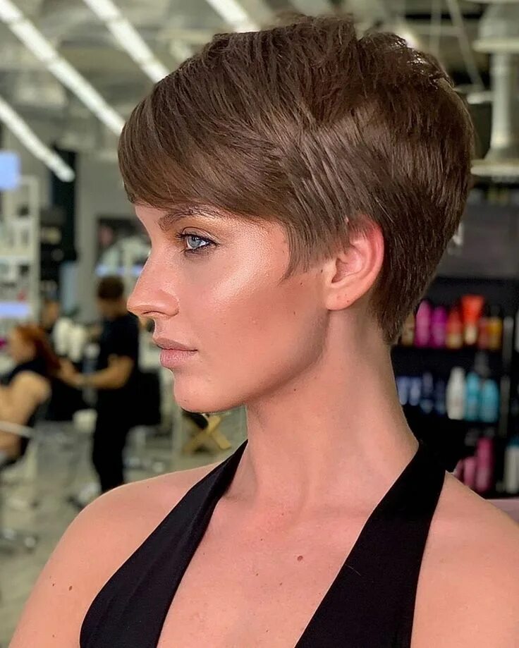 Прически 2024 женские короткая стрижка 50 Modern Short Choppy Haircuts Women are Getting in 2024 Short haircut styles, 