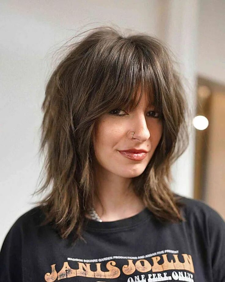 Прически 2024 женские модные без челки 70 Heavily Layered Shag Haircut Ideas for The Ultimate Tousled Look Medium lengt