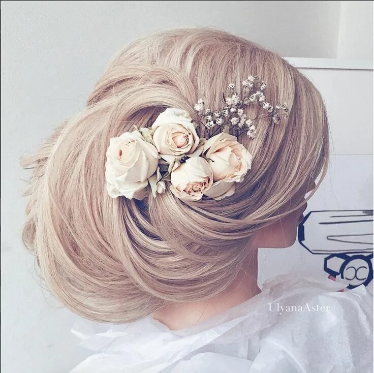 Прически 2024 женские тренды на свадьбу IG: Ulyana Aster Long hair styles, Wedding hairstyles updo, Wedding hair inspira