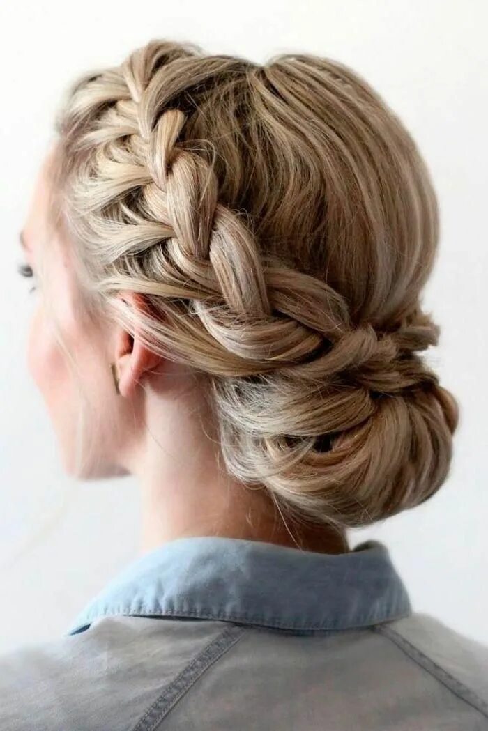 Прически 2024 женские заплетенные Pin by Simple Updo Hairstyles For Any on How to Make a Bun Hairstyle Prom hairst