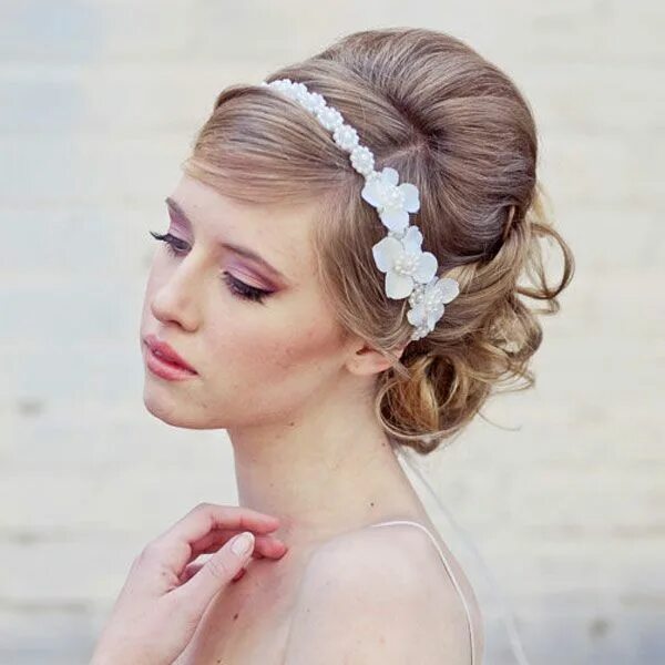 Прически 24 20 Ethereal Hair Accessories from Etsy Wedding hair accessories, Short bridal ha