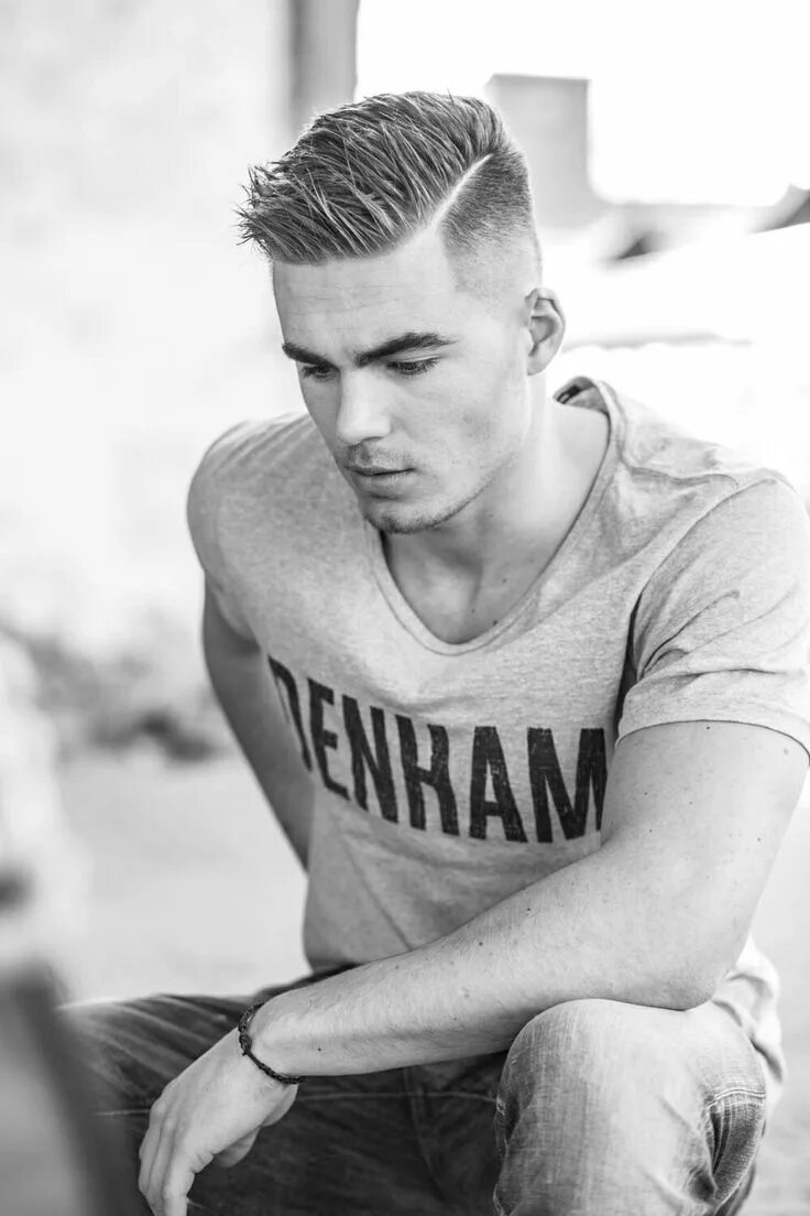 Прически 24 года мужские Coiffure pour homme : les coupes de cheveux tendance en 2023 - Elle Mens hairsty