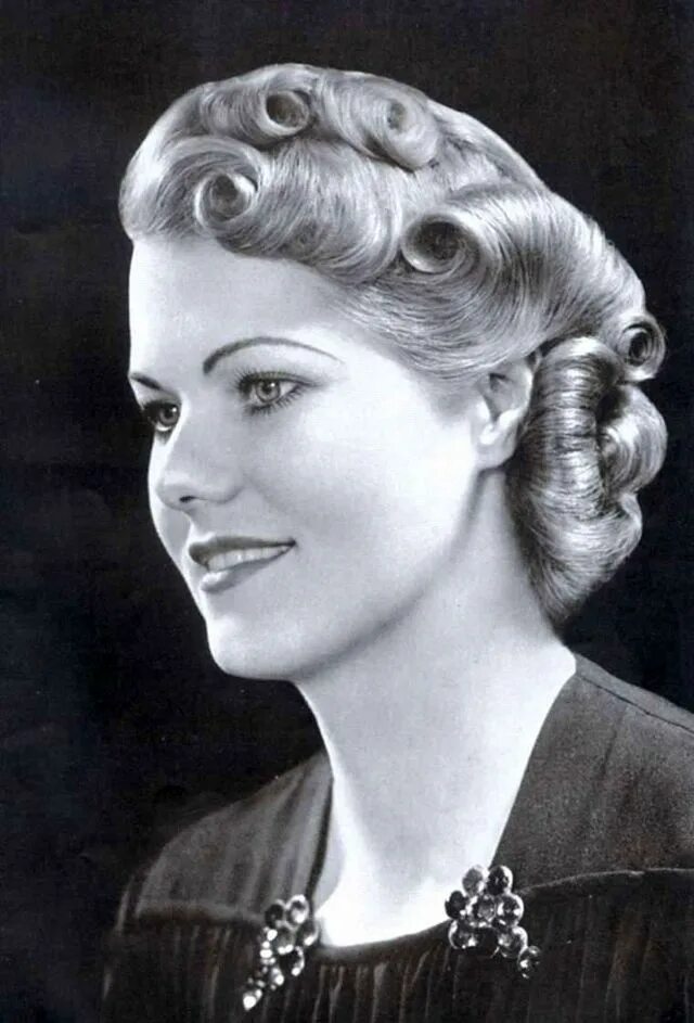 Прически 30 40 годов история Easily identify the key trend of the 30&#39;s hairstyles were wave. Depending on