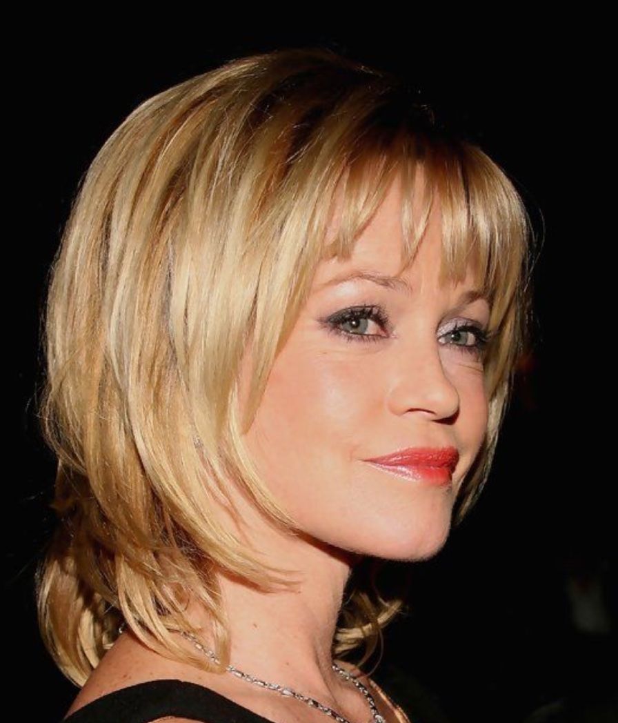 Прически 39 лет Pin by Studebakerjohn on Melanie Griffith Short shag hairstyles, Medium hair sty