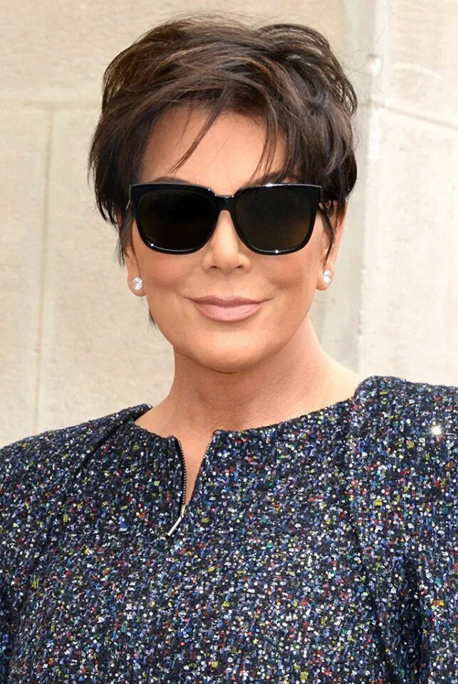 Прически 43 года Celebrating Kris Jenner's 60 Best Hair Moments on Her 60th Birthday Jenner hair,