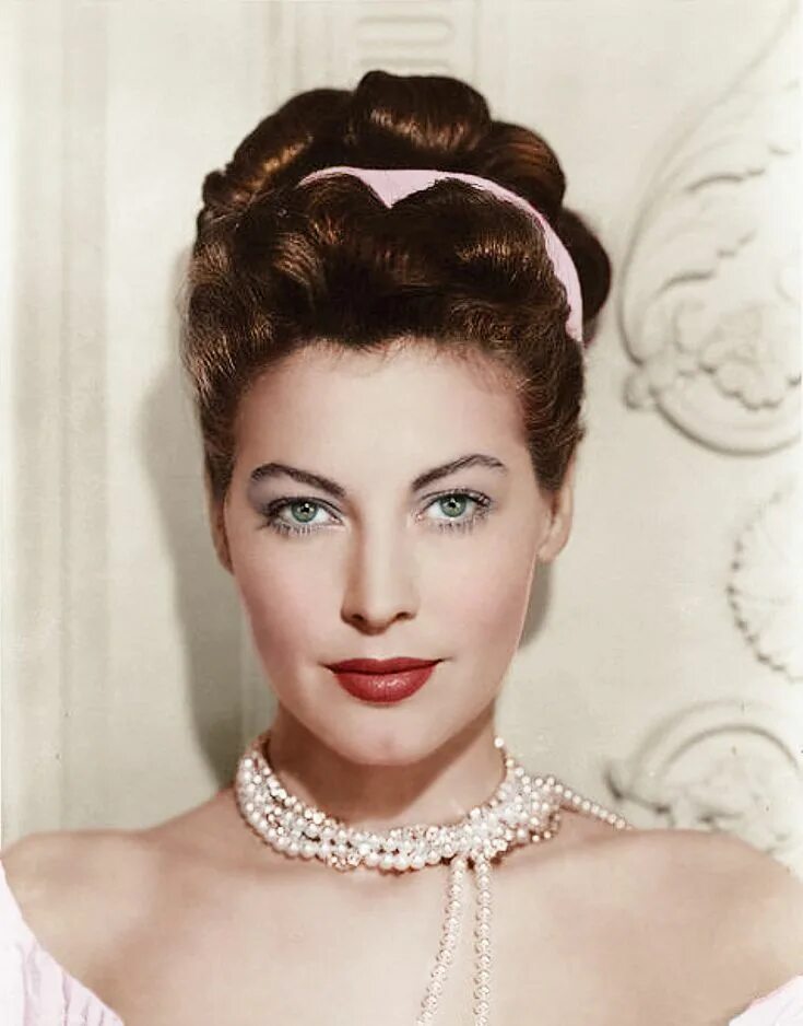 Прически 50 60 годов Ava Gardner by klimbims on deviantART 1940s hairstyles, Beauty, Womens hairstyle