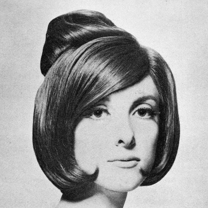 Прически 60 для женщин на средние Cool Pics That Defined Women's Hairstyles of the 1960s Vintage Everyday