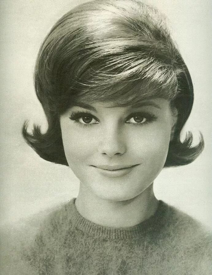 Прически 70 годов фото Classic early 60's hairstyle 60s hair, 1960s hair, Vintage hairstyles