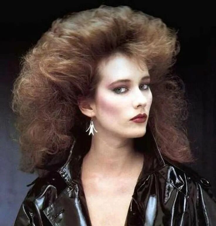 Прически 80 90 годов женские 22 Cool Pics That Defined Big Hairstyles of Women in the 1980s vintage everyday 