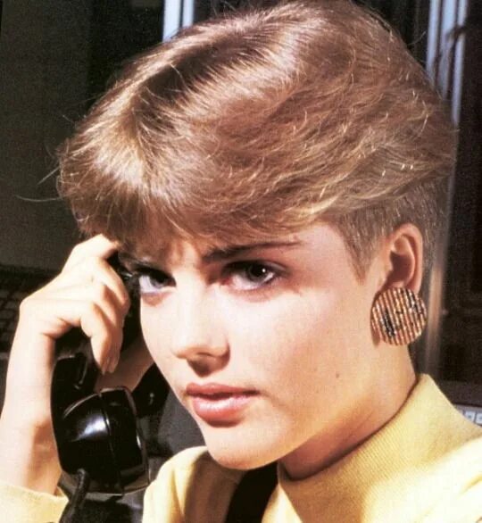 Прически 80 годов гаврош Just Eighties Fashion 80s short hair, 80s hair, Wedge haircut