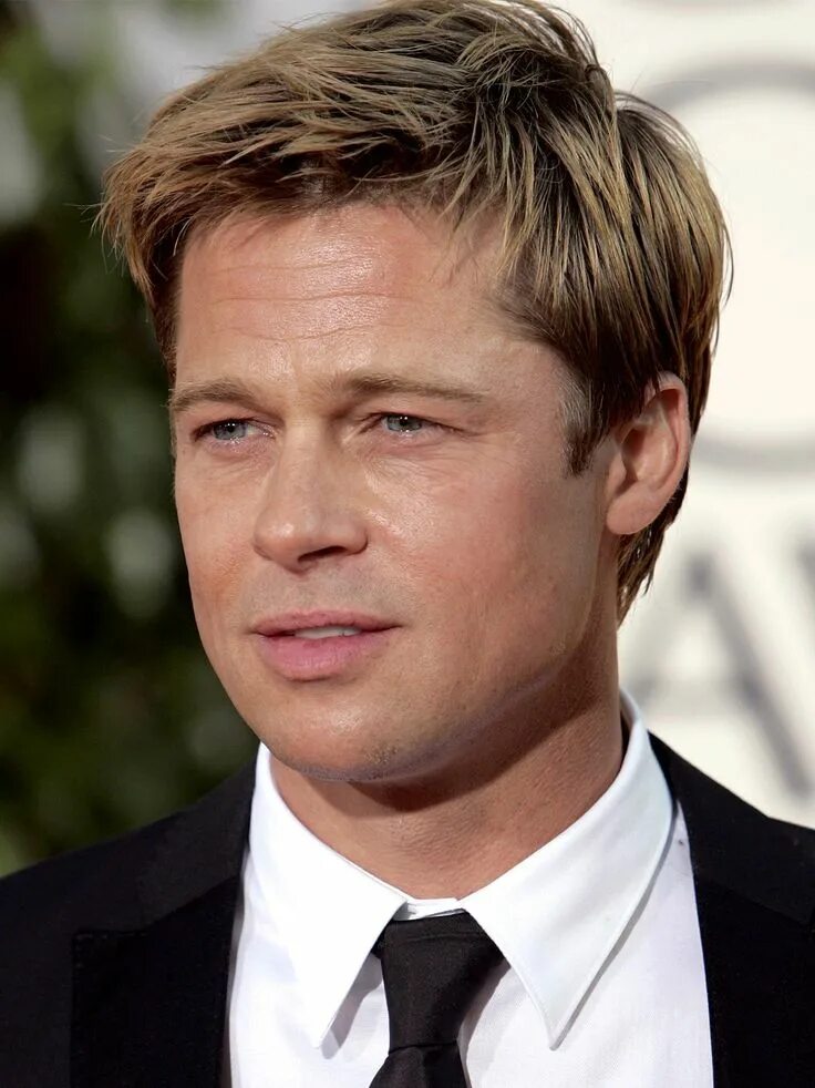 Прически актеров 16 Looks That Prove Brad Pitt Is a Grooming God Brad pitt, Brad pitt images, Bra