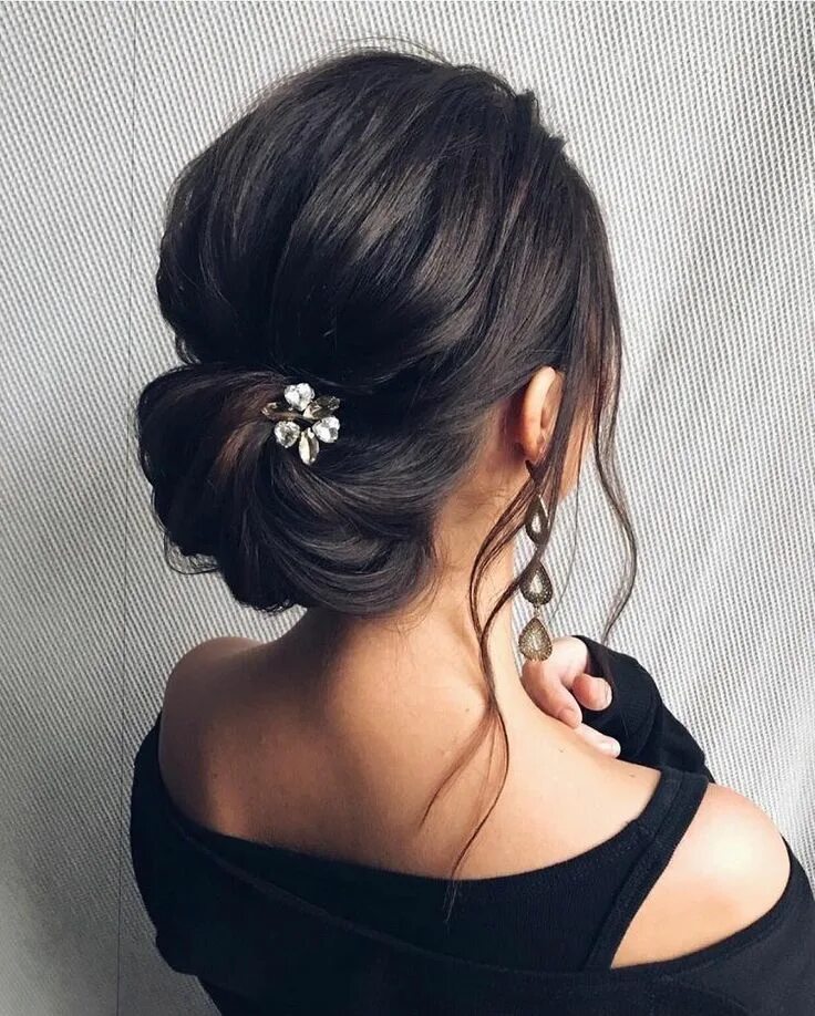 Прически без лица фото Pin by Федотовская Екатерина Андреевн on Причёски Bun hairstyles for long hair, 