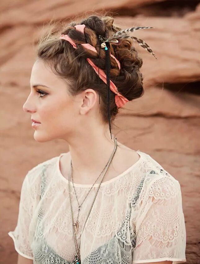 Прически бохо на короткие волосы 16 Unconventional Ways to Accessorize Your Braids Hair styles, Braided hairstyle