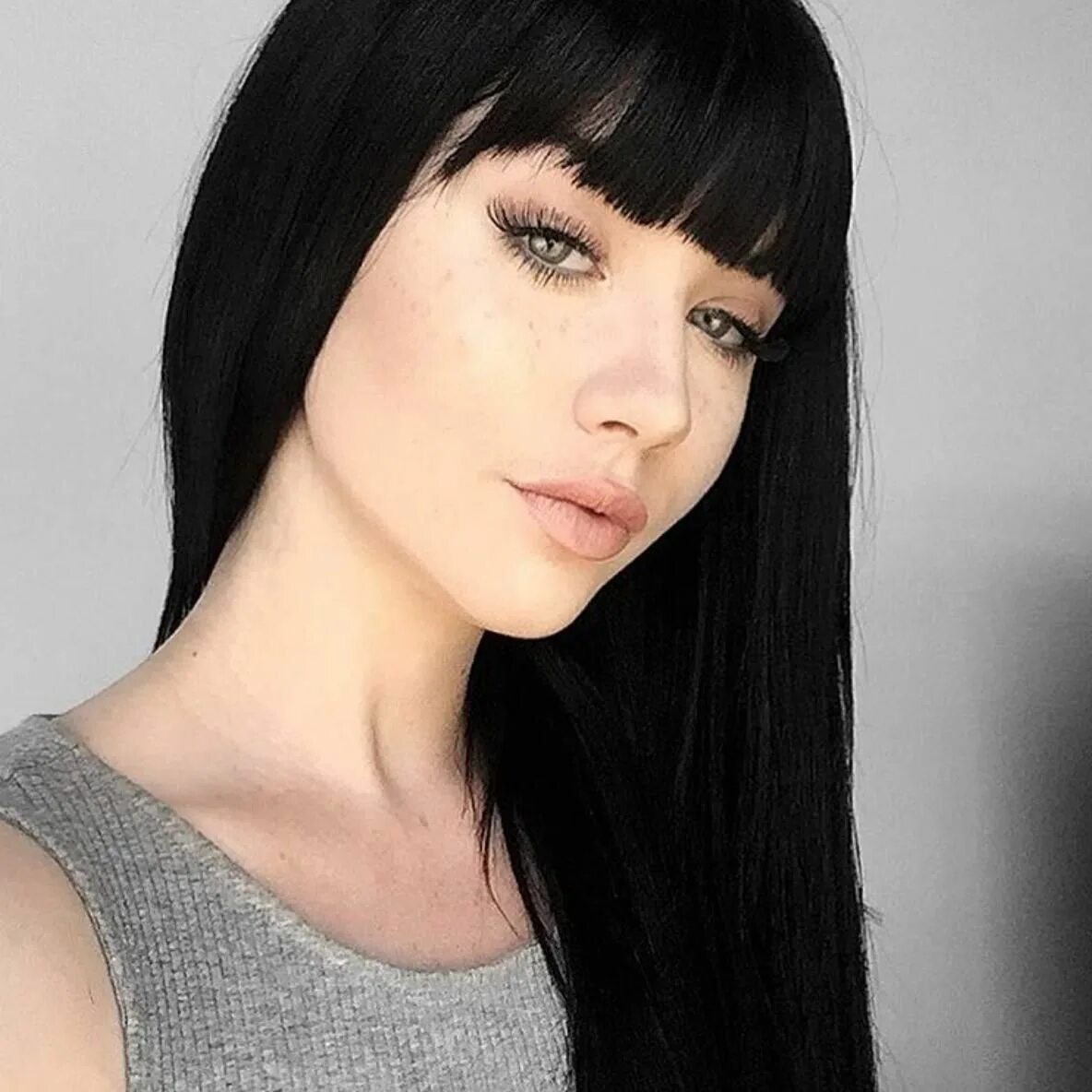 Прически черный волосы челки Pin on Hair Inspiration Dark hair, Long hair styles, Hair inspiration