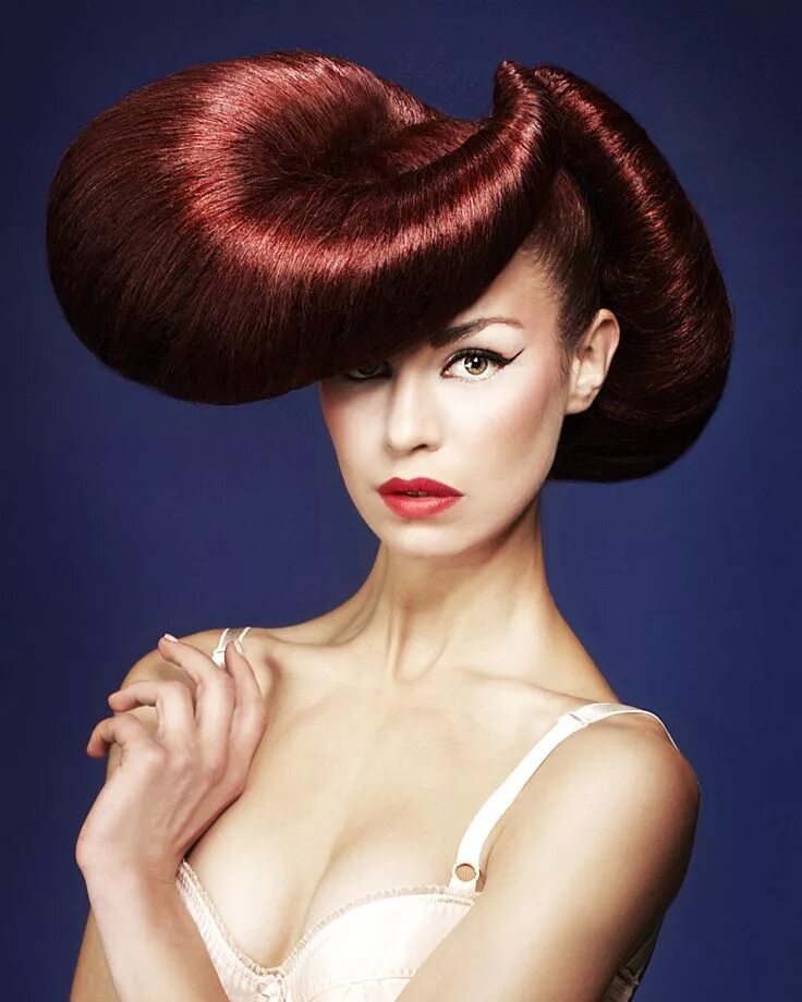 Прически д An Avant Garde look for Honey from my Blue Velvet collection High fashion hair, 