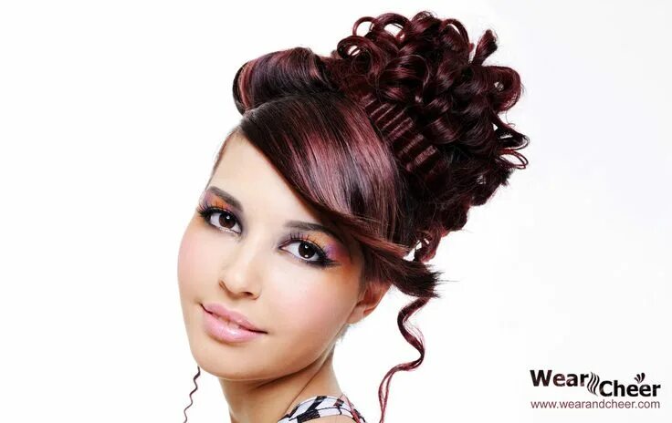 Прически день девушек Latest Hairstyles Collection For Girls in 2015 Cheveux femme, Coupe courte, Idée