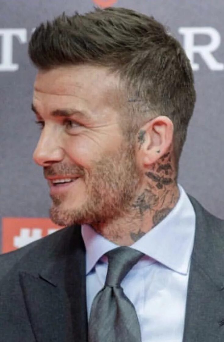 Прически дэвида бекхэма фото Pin on David Beckham David beckham haircut, Beckham haircut, David beckham hairs