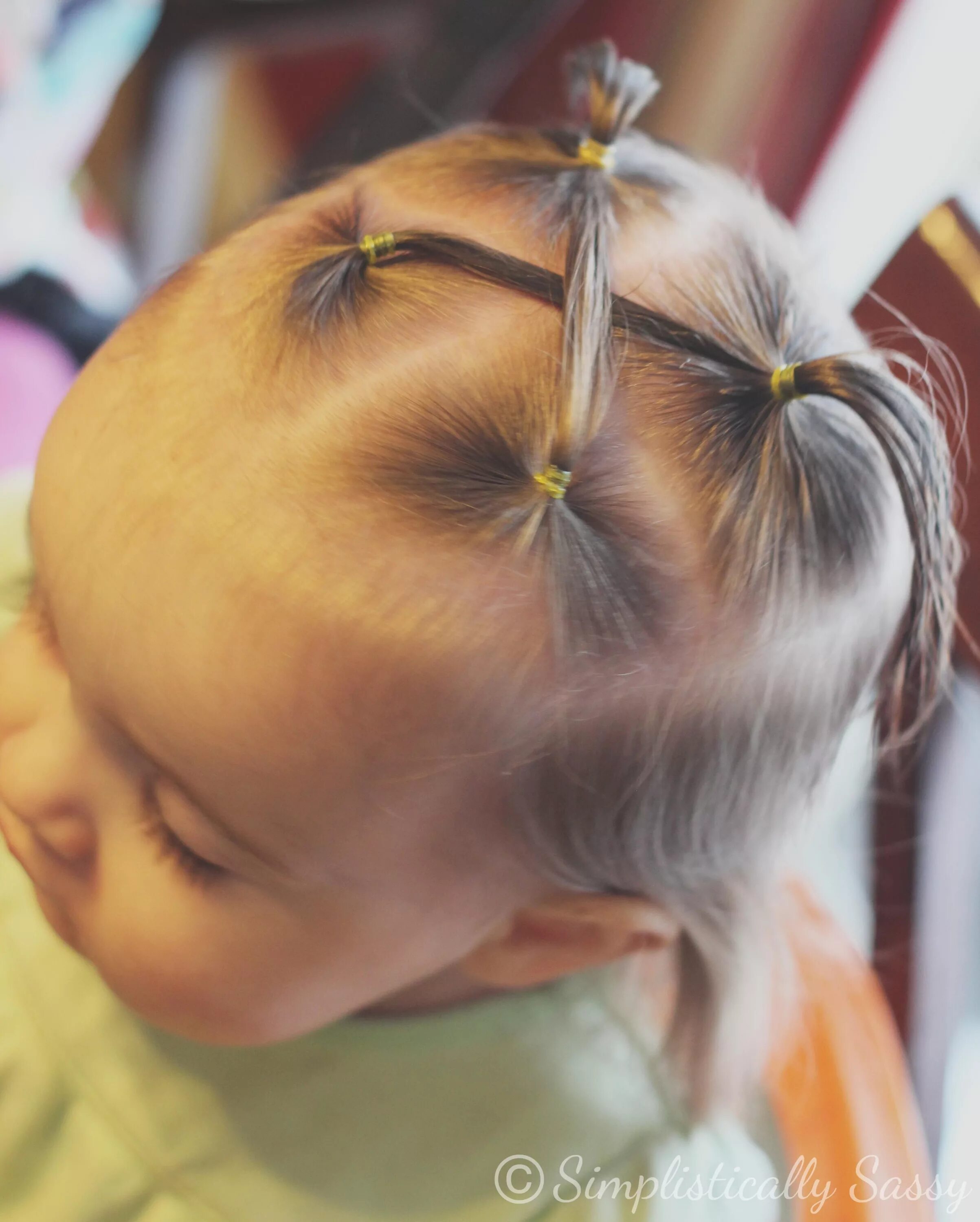 Прически девочкам мало волос Guest Post: Simplistically Sassy 7 Easy Toddler Hairstyles - Babes In Hairland E