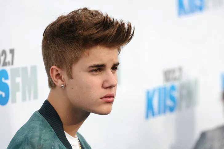 Прически для 15 лет From "Baby" to Babe: The Evolution of Justin Bieber's Incredible Hair Celebrity 