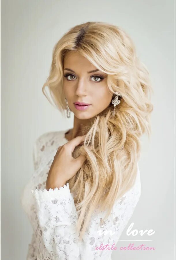 Julianne Hough, Blondynka, Uśmiech Evening hairstyles, Party hairstyles, Hair st