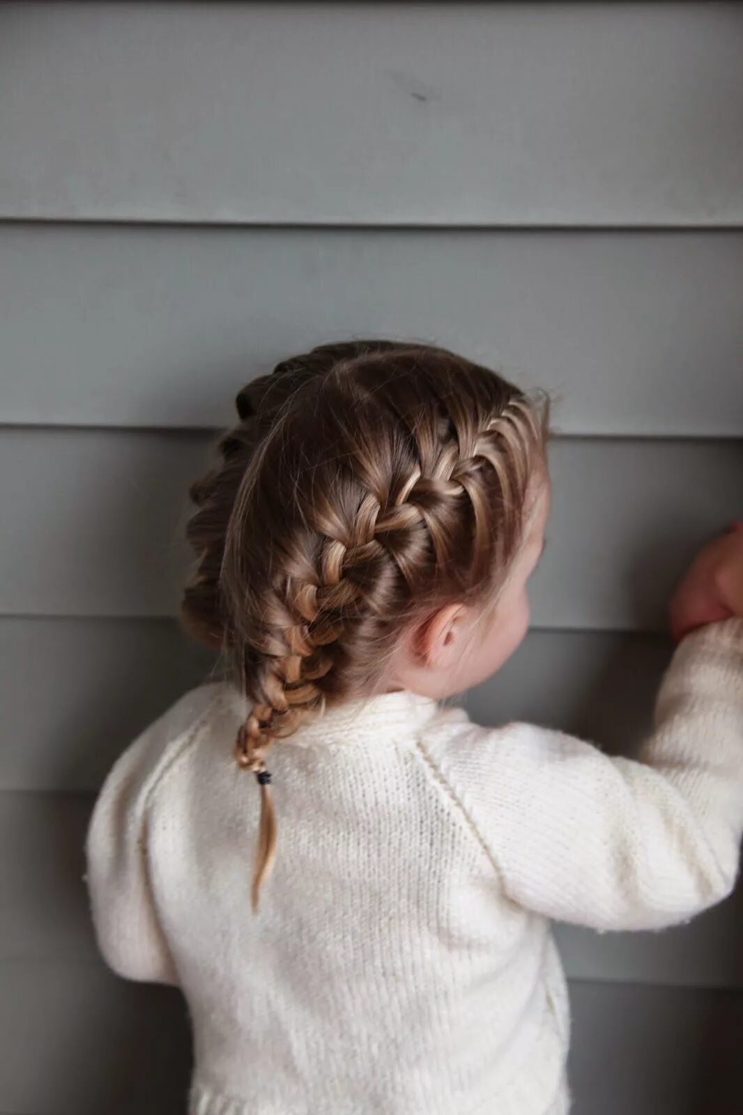 Прически для девочек 2 косички Abella's Braids: Help for your Toddler's Hair! Pretty braided hairstyles, Flower