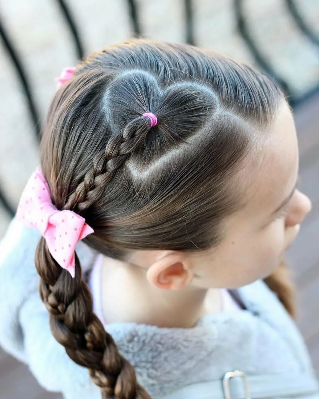 63 детские прически на выпускной в детский сад Kids hairstyles, Flower girl hair