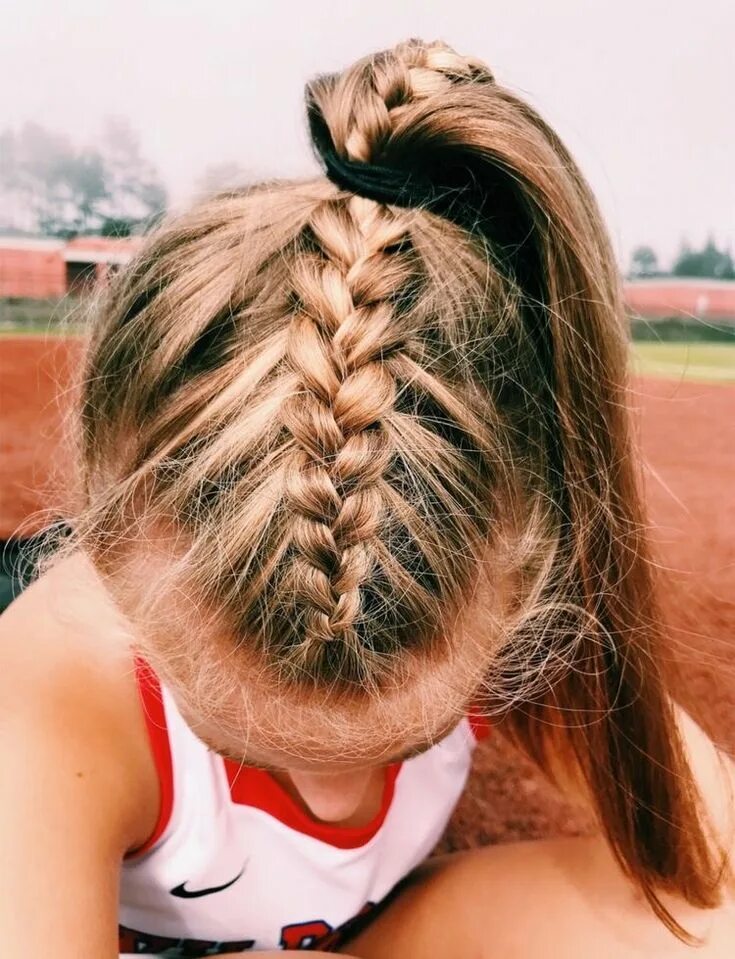 Прически для девочек для спорта ☆ PINTEREST ☆ jxstrachel Volleyball hairstyles, Cool hairstyles, Pinterest hair