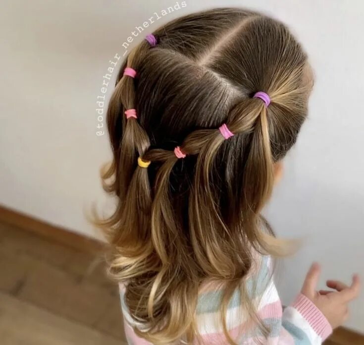 Прически для девочек красивые сложные Причёска Toddler hairstyles girl fine hair, Toddler hairstyles girl, Lil girl ha