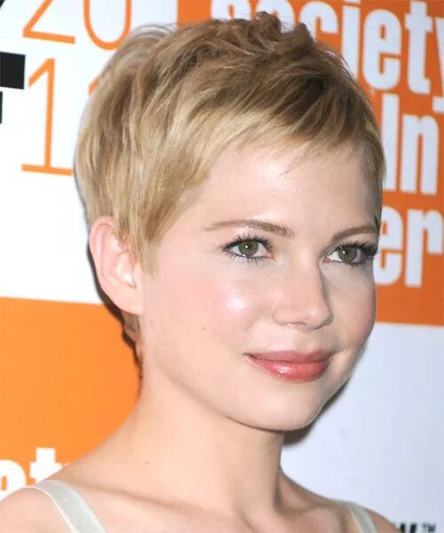 Прически для девочек под мальчика Michelle Williams Layered Champagne Blonde Pixie Haircut with Light Blonde Highl