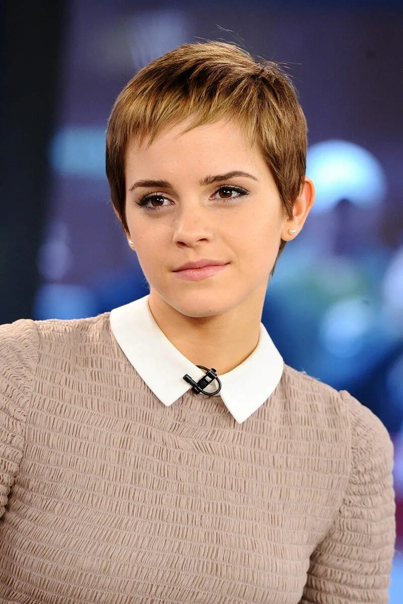 Прически для девочек под мальчика Cortes de pelo que cambiaron carreras Emma watson hair, Emma watson short hair, 