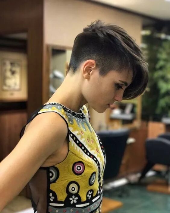 Прически для девочек под мальчика Pin on hair Short hair undercut, Undercut hairstyles, Hair inspiration