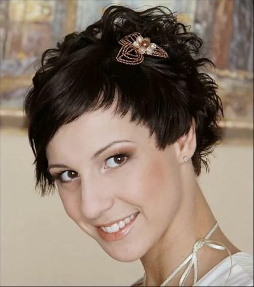 Прически для коротких волос 4 40 Best Wedding Hairstyles for Short Hair That Make You Say "Wow!" Short wedding