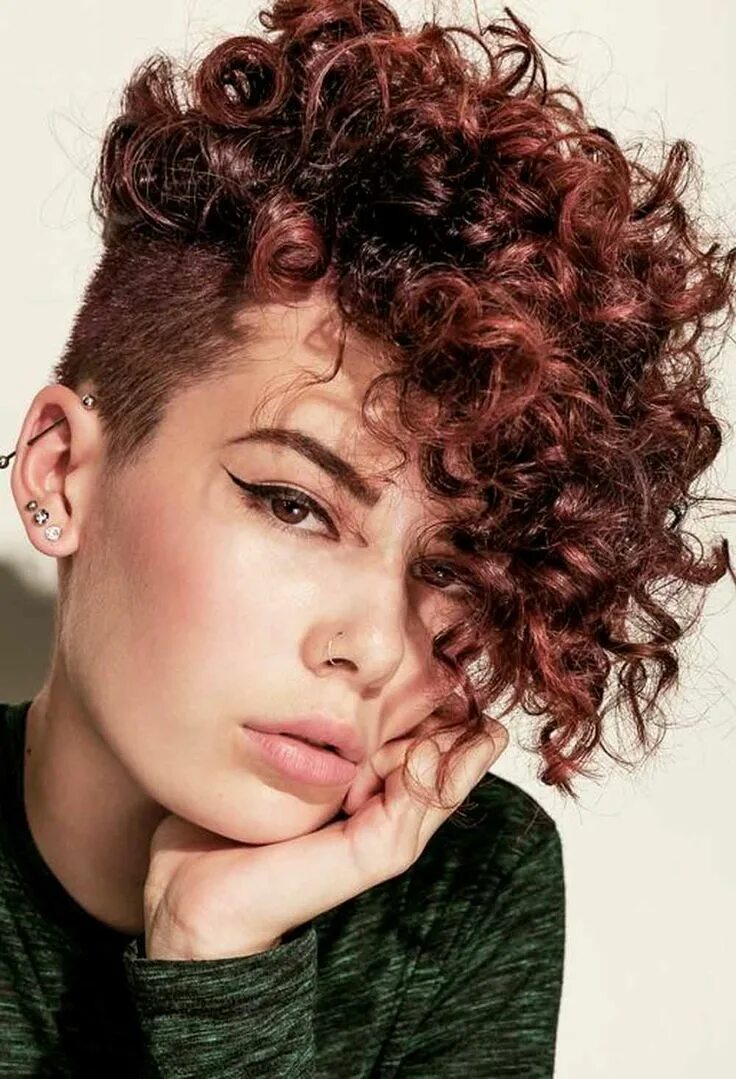 Прически для кучерявых волос для женщин 30 Latest Ideas Of Summer Hairstyles For Curly Hair To Make Your Hair Famous Haa