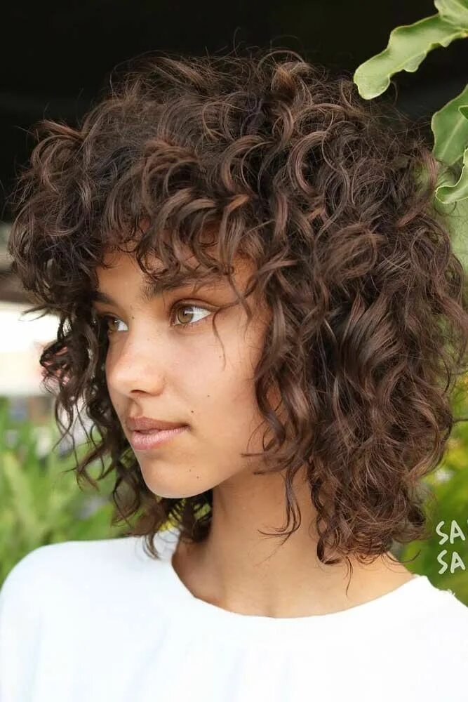 Прически для кучерявых волос женские Undeniably Pretty Hairstyles For Curly Hair Curly hair trends, Curly hair styles