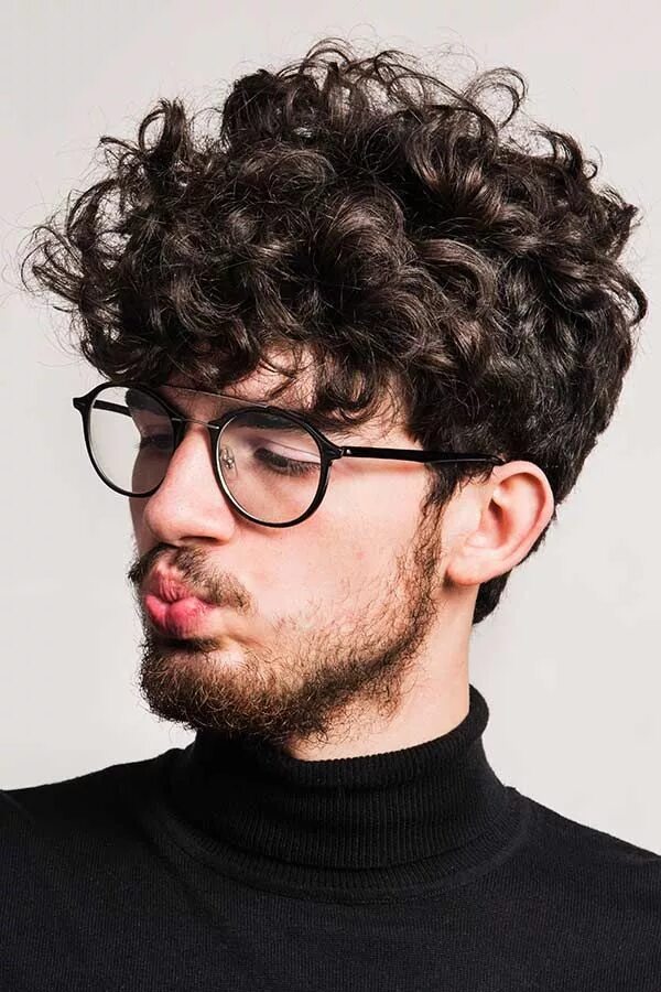 Прически для кудрявых волос мужские 25 Jewfro Hairstyles For A Hottest Curly Guys Cabello ondulado hombre, Hombres c